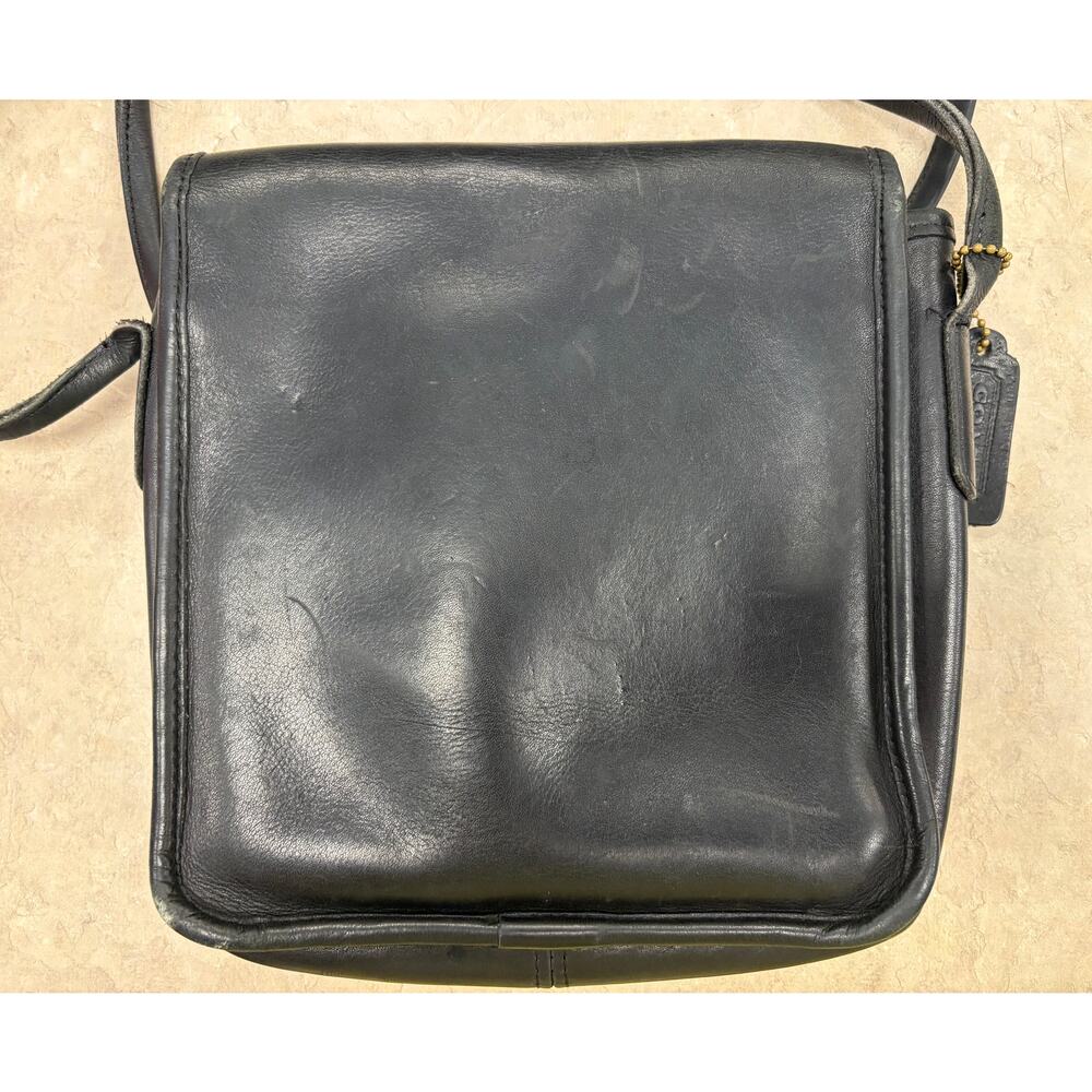 Vintage 80s Coach Black Leather Turnlock Crossbody - Picture 3 of 8